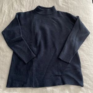 Women mock neck sweater